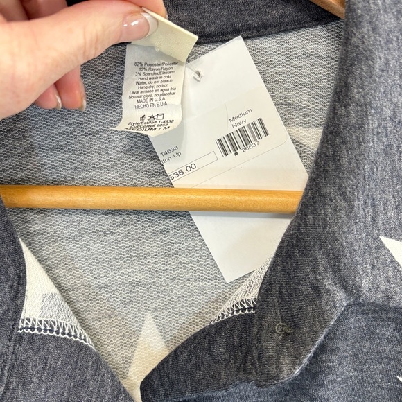 7th Ray Black and White Casual Button Down Shirt Star Design - Picture 4 of 4